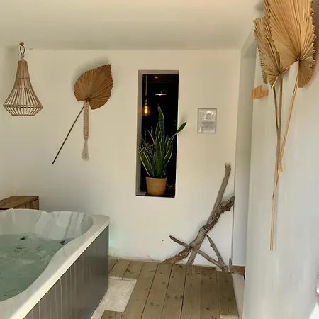 La Perle Du Voyageur *