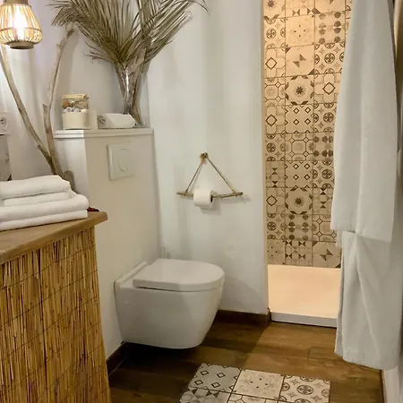 La Perle Du Voyageur 阿格德