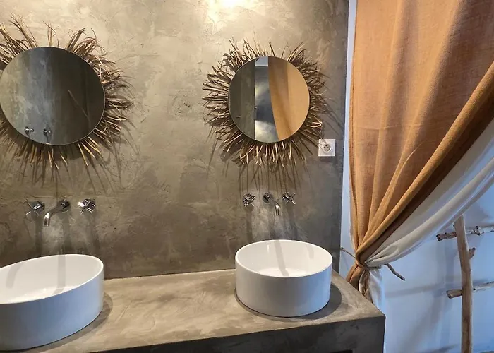 La Perle Du Voyageur Apartment *